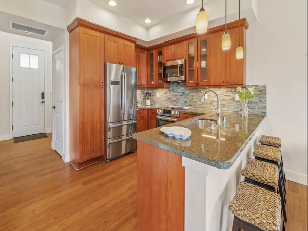 Stunning Residence all Upgraded Beautiful Amenities.