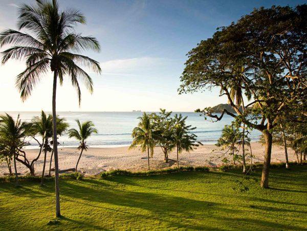 Luxury Vacation Villa with 6 Bedrooms in Playa Flamingo