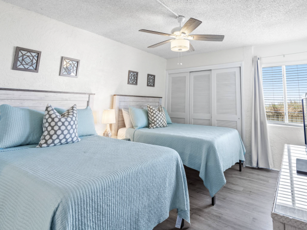 Panama City Beach Condo Ground Level lovely!