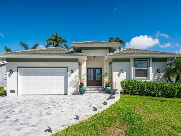 Marco Island Vacation Home Four Bedroom Water Views