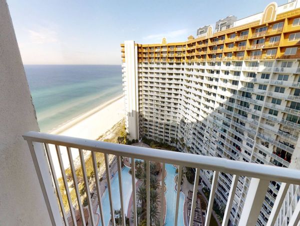Panama City Vacation Condo with 3 Bedroom & Stunning Views