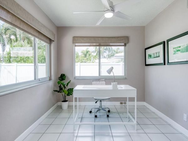 Pompano Beach Vacation Home Two Bedroom Walk to Beach