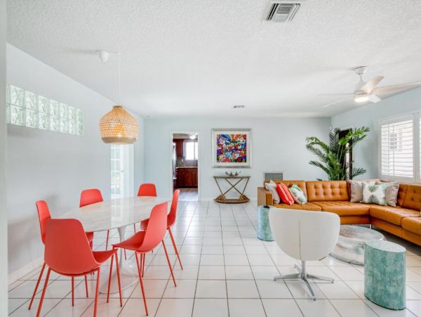 Pompano Beach Vacation Home Two Bedroom Walk to Beach