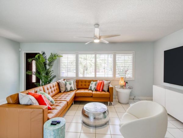 Pompano Beach Vacation Home Two Bedroom Walk to Beach
