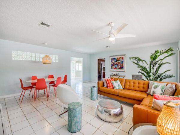 Pompano Beach Vacation Home Two Bedroom Walk to Beach