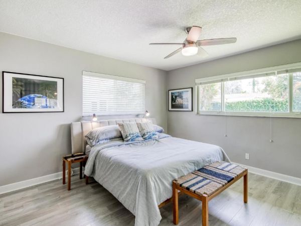 Pompano Beach Vacation Home Two Bedroom Walk to Beach