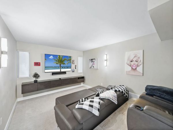 Luxury Rental in Fort Lauderdale Sleeps 11