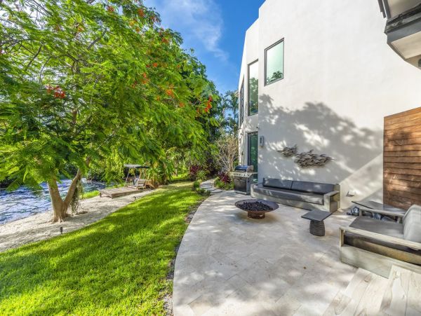 Luxury Rental in Fort Lauderdale Sleeps 11