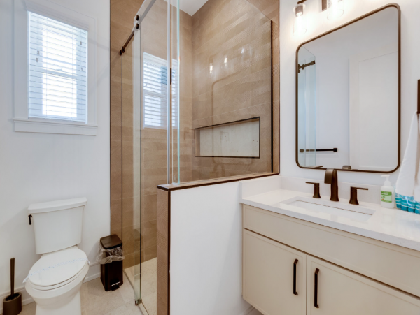 Ultimate Luxurious Retreat by the Beach with Stunning Views and Deluxe Amenities