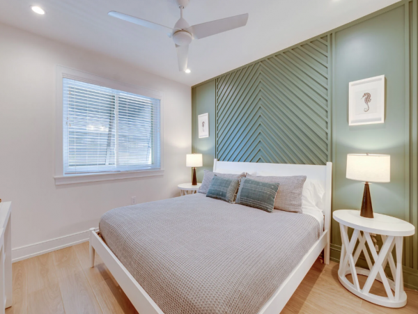 Ultimate Luxurious Retreat by the Beach with Stunning Views and Deluxe Amenities