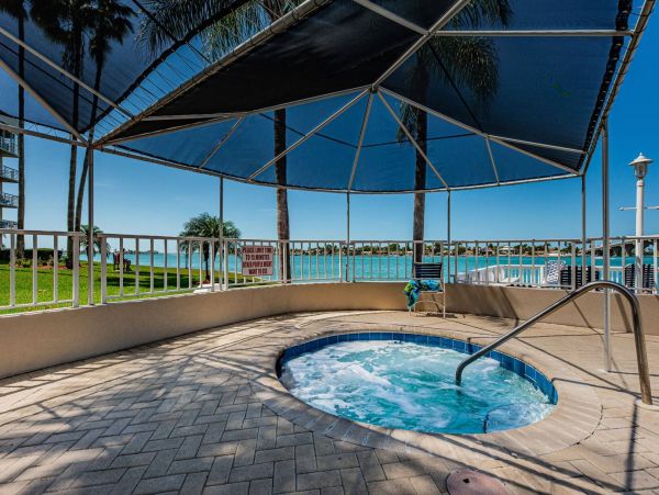 St. Petersburg Vacation Condo Two Bedroom Exceptional with Pool & Views