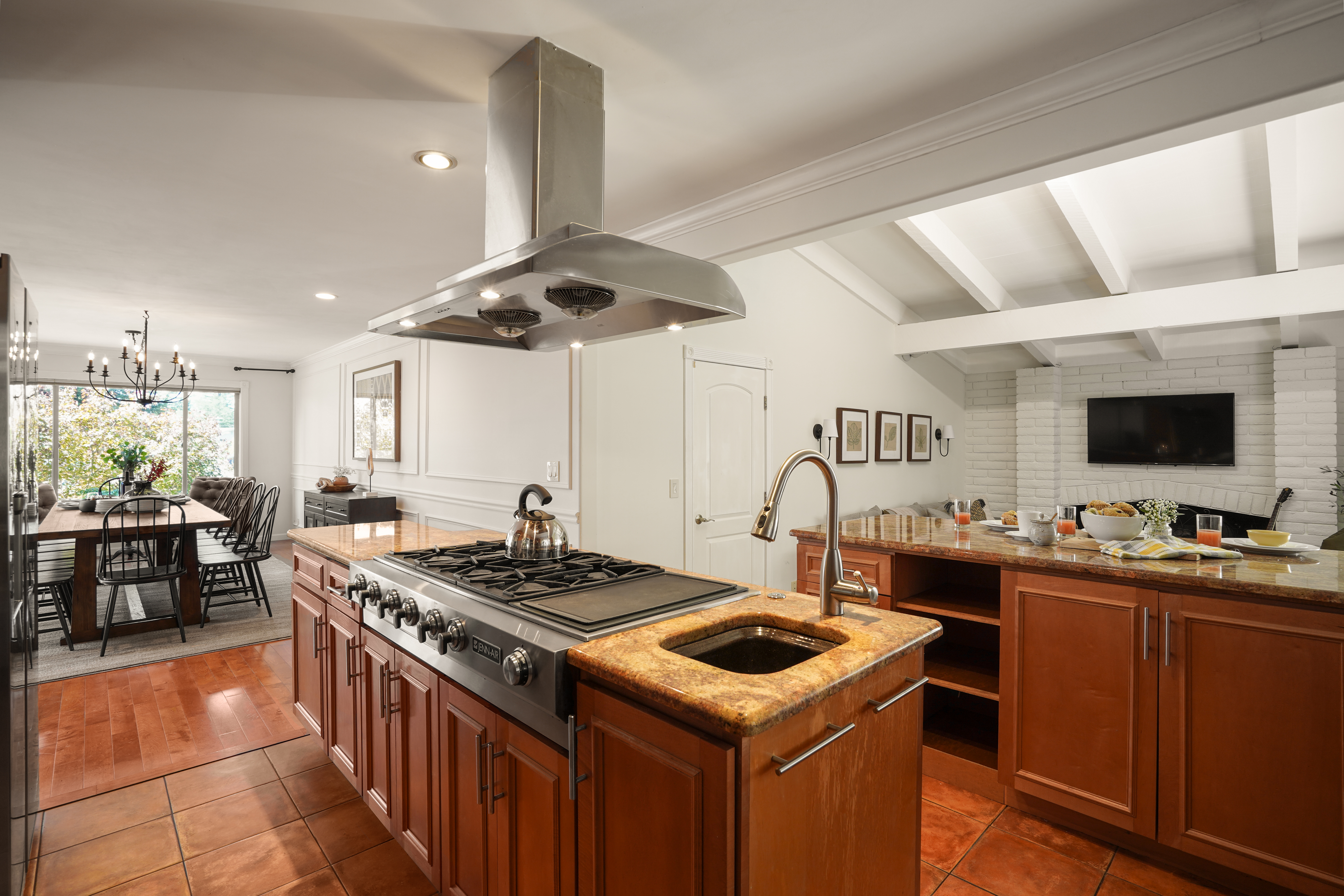 Luxurious Vacation Rental on Santa Rosa, California
