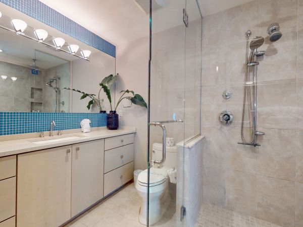 Charming Vacation Getaway with 3 Bedrooms in Sarasota