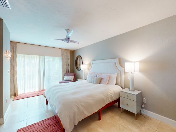 Charming Vacation Getaway with 3 Bedrooms in Sarasota
