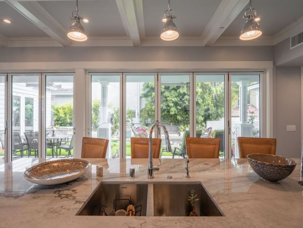 La Jolla Vacation Home Walk to Beach Five Bedroom