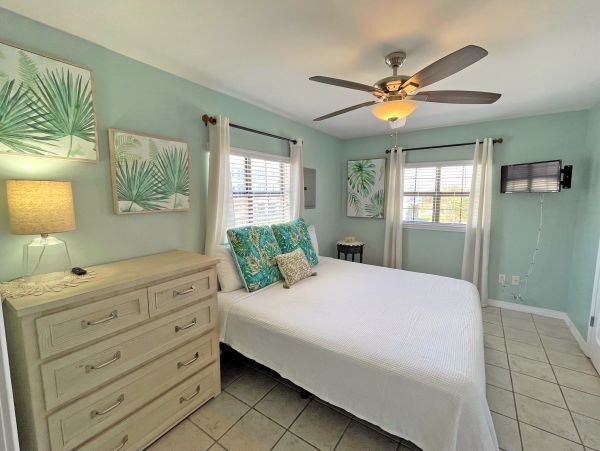 Vacation Pool Home in Pensacola Beach Steps from Beach