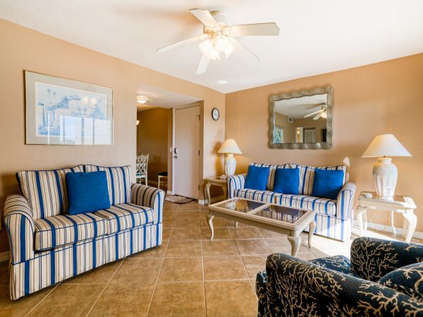 Siesta Key Vacation Condo One Bedroom Sleeps Six Guests