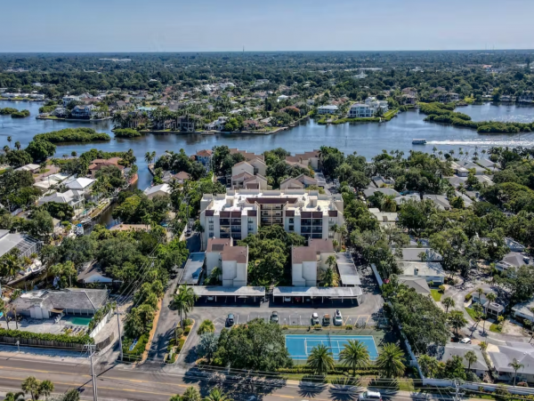 Siesta Key Vacation Condo One Bedroom Sleeps Six Guests
