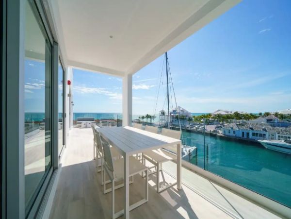 Bahamas Vacation Penthouse Three Bedroom Ocean Views