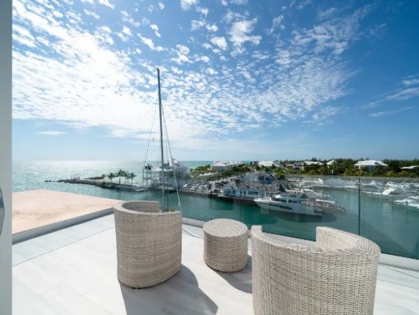 Bahamas Vacation Penthouse Three Bedroom Ocean Views