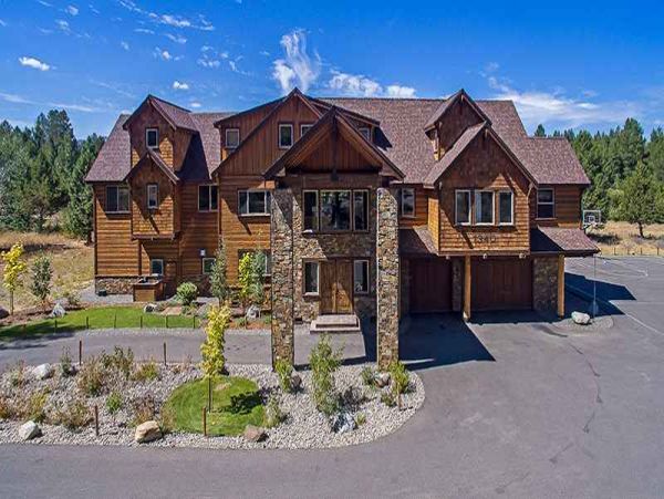 Luxury 14 Bedroom Rental with Amazing Amenities