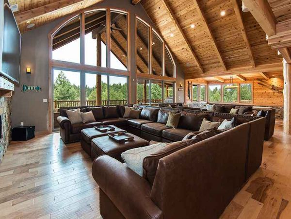 Luxury 14 Bedroom Rental with Amazing Amenities