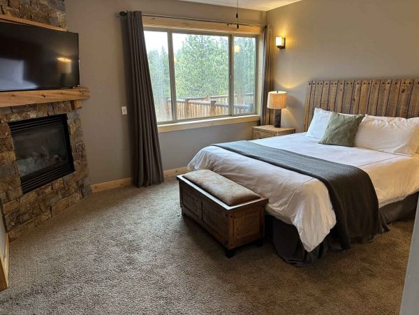 Luxury 14 Bedroom Rental with Amazing Amenities