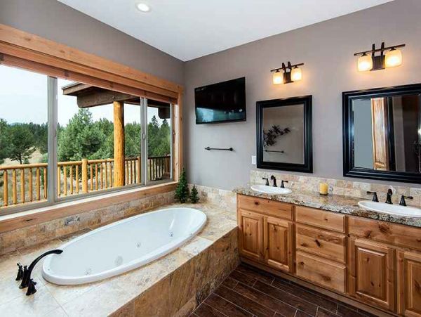 Luxury 14 Bedroom Rental with Amazing Amenities