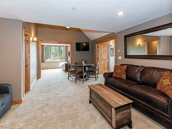Luxury 14 Bedroom Rental with Amazing Amenities