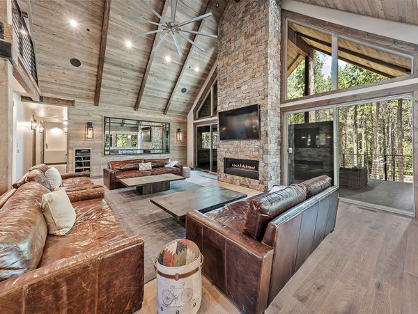 Stunning Estate in South Lake Tahoe