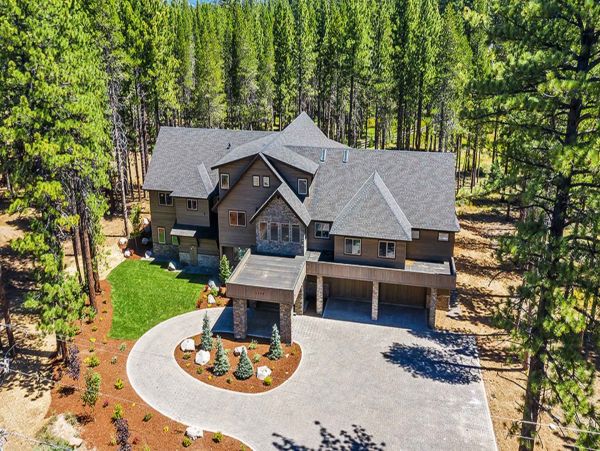 Stunning Estate in South Lake Tahoe