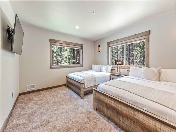 Stunning Estate in South Lake Tahoe