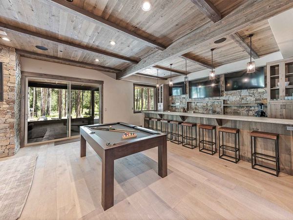 Stunning Estate in South Lake Tahoe