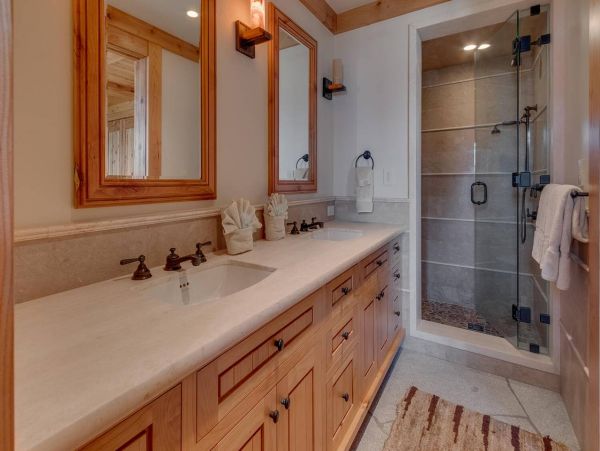 Lake Tahoe North Shore Home 1052035