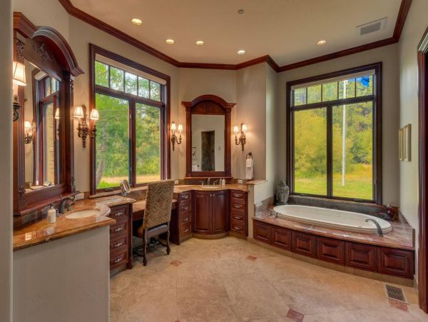 Lake Tahoe Vacation Home 8 BR, Private Dock & Theater Room