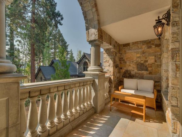 Lake Tahoe Vacation Home 8 BR, Private Dock & Theater Room