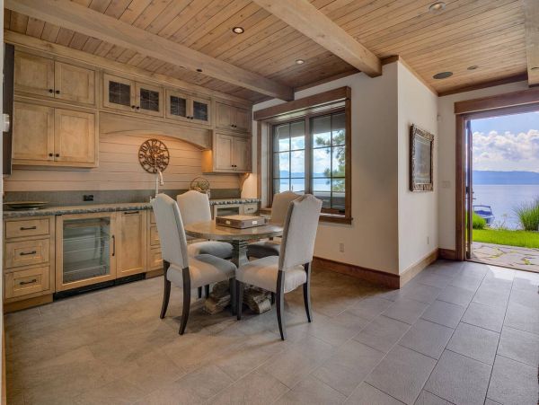 Great Views Lake Tahoe Vacation Home Sleeps 12 Guests