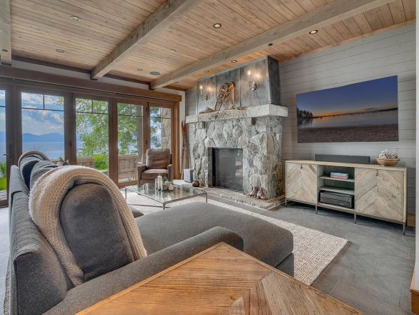 Great Views Lake Tahoe Vacation Home Sleeps 12 Guests