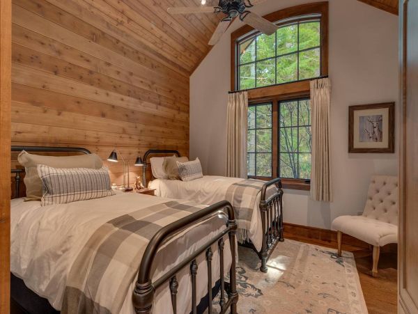 Great Views Lake Tahoe Vacation Home Sleeps 12 Guests