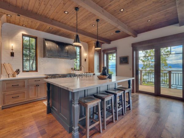 Great Views Lake Tahoe Vacation Home Sleeps 12 Guests