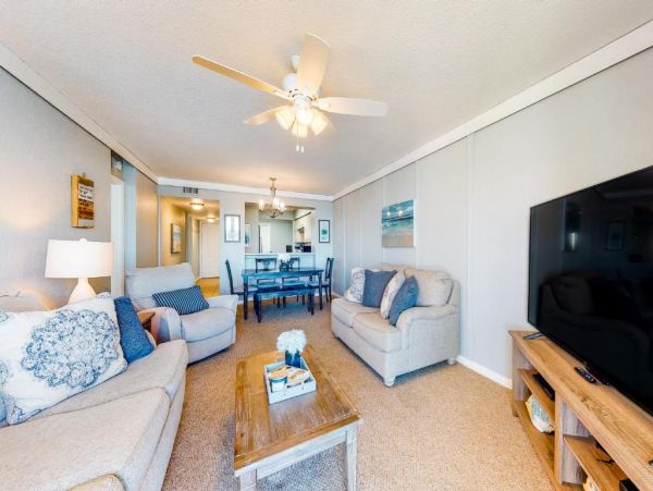 St. Pete Beach Vacation Rental Bayfront Condo with Pool & Balcony Views