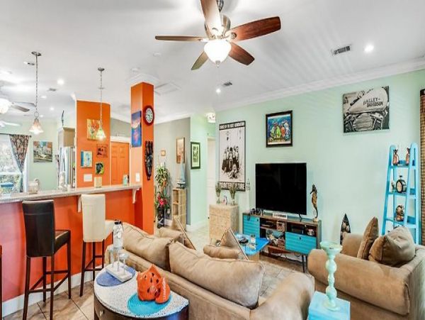 Peaceful Marathon Vacation Home