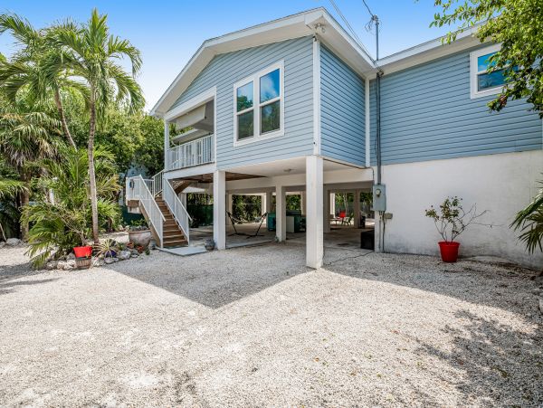 Peaceful Marathon Vacation Home