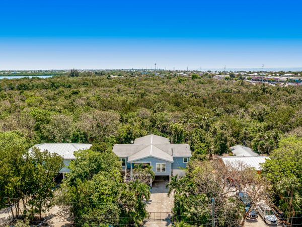 Peaceful Marathon Vacation Home