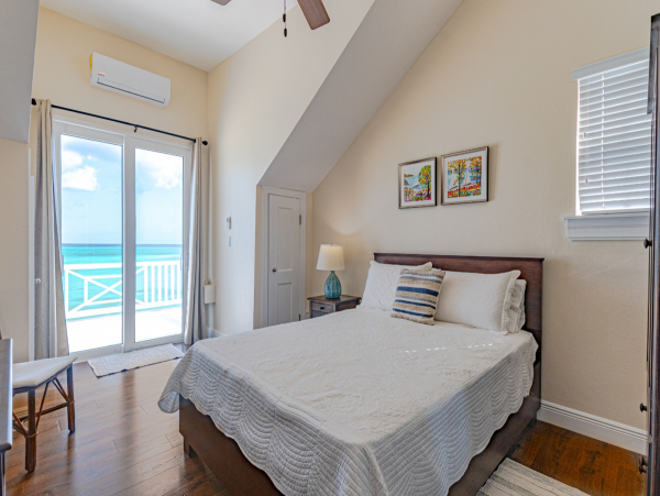 Oceanfront 5 Bedroom Home in Bahamas