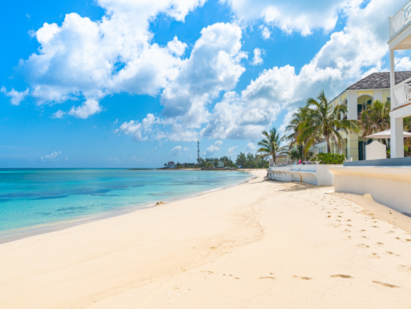Oceanfront 5 Bedroom Home in Bahamas