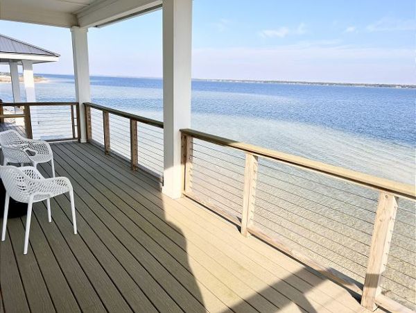 Beachfront Luxury Vacation Home in Navarre Sleeps 13 Guests