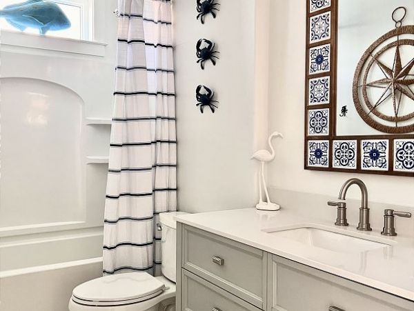 Beachfront Luxury Vacation Home in Navarre Sleeps 13 Guests