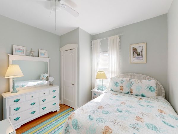 Charming Venice Vacation Rental Near Downtown & Beach