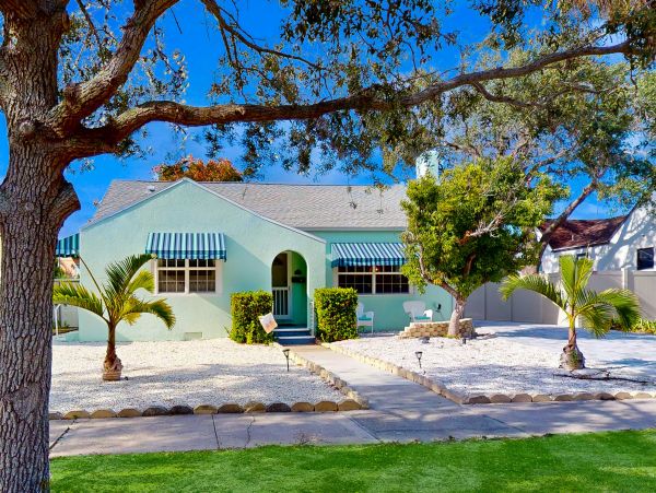 Charming Venice Vacation Rental Near Downtown & Beach